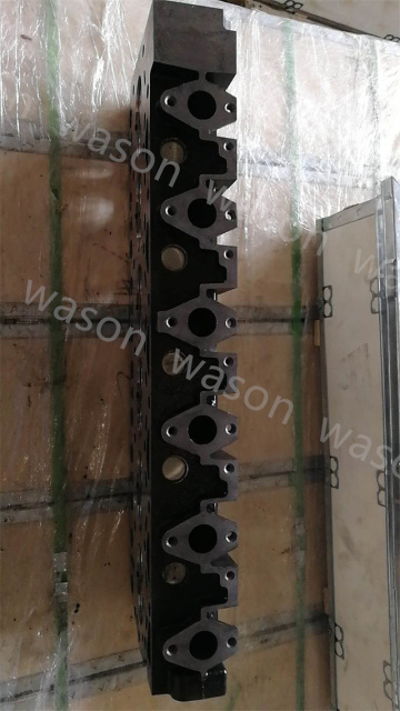 D6E Cylinder Head Assy VOE 20855301 20855301 for EC210 EC180C