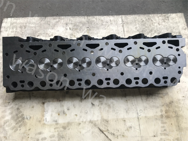 D6E Cylinder Head Assy VOE 20855301 20855301 for EC210 EC180C