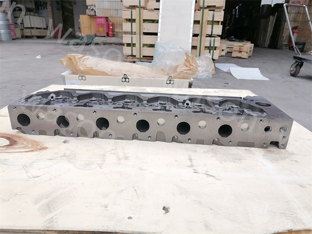 C7.1  Cylinder Head Assy T418502 T412023