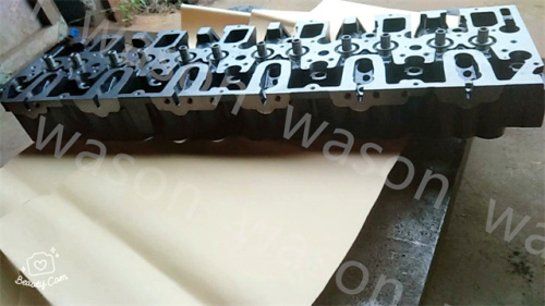 D7E Cylinder Head Assembly