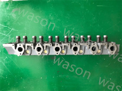D7E Cylinder Head Assembly