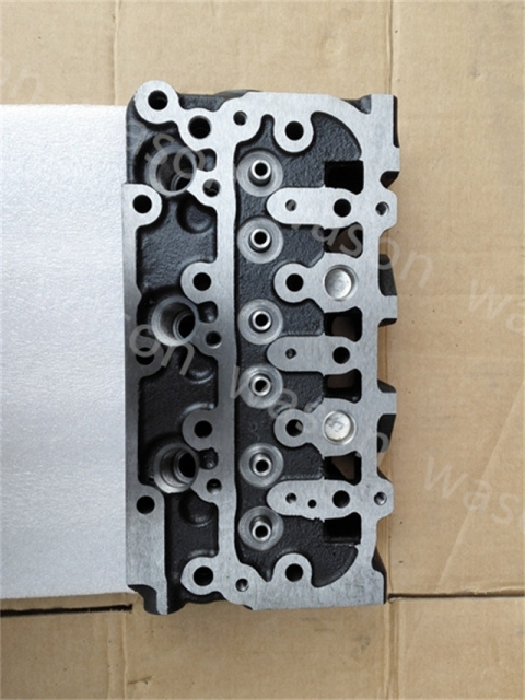 D782 Cylinder Head Assembly