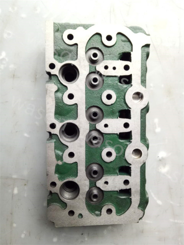 D750 Cylinder Head Assembly