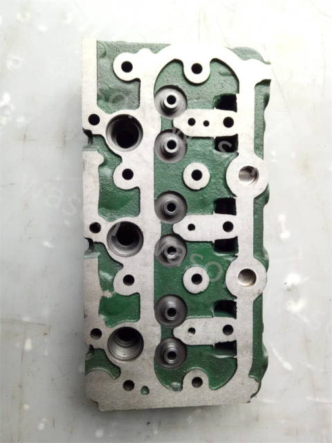 D750 Cylinder Head Assembly