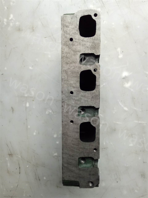 D850 Cylinder Head Assembly