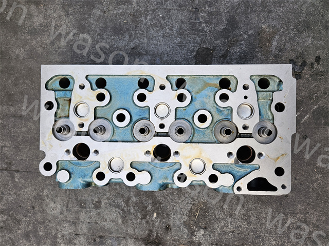 DE12 DE12T Cylinder Head Assembly