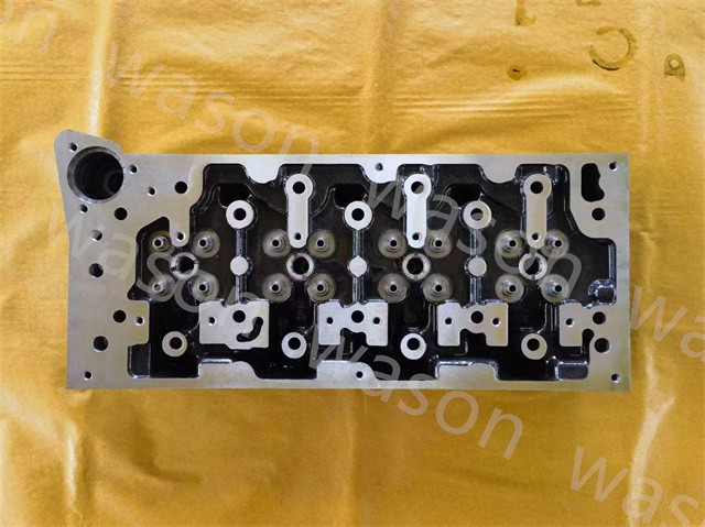 JCB444 Cylinder Head Assembly