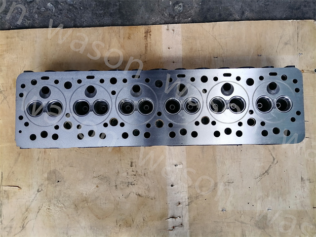 DA640 Cylinder Head