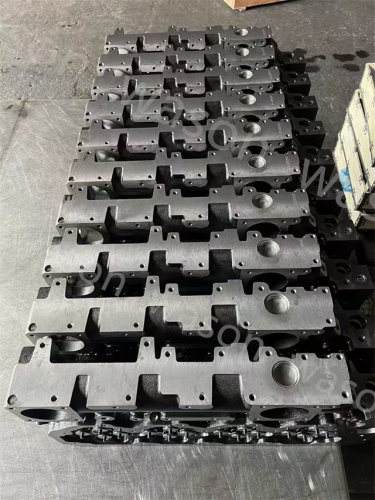 E312/E320GC D3K 1104D-E44TA/C4.4 Electronic Fuel Injection Cylinder head 298-4526/397-1554 T419169