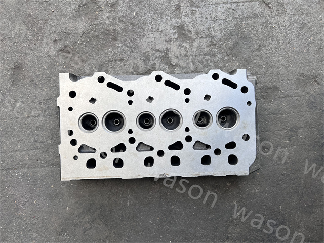 3TNM74 Engine Cylinder Head