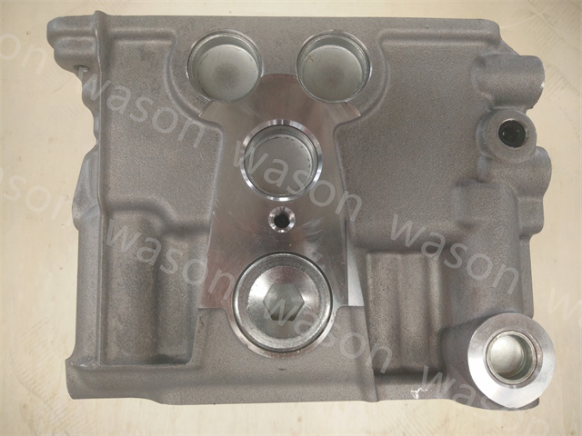 ZD30 908557 Engine Cylinder Head