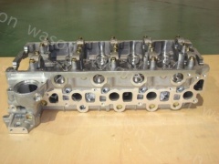 4JJ1 Engine Cylinder Head assembly