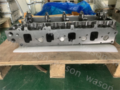 4HE1 Engine Cylinder Head assembly