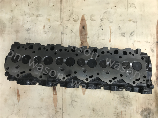 1HZ engine Cylinder Head assembly