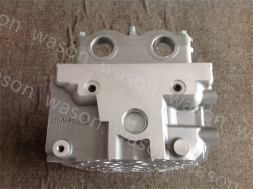 4M42 Engine Cylinder Head assembly