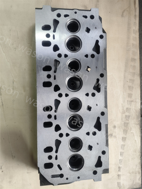 4D94E LC Engine Cylinder Head assembly