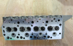 4D56-C MD348983 Engine Cylinder Head assembly