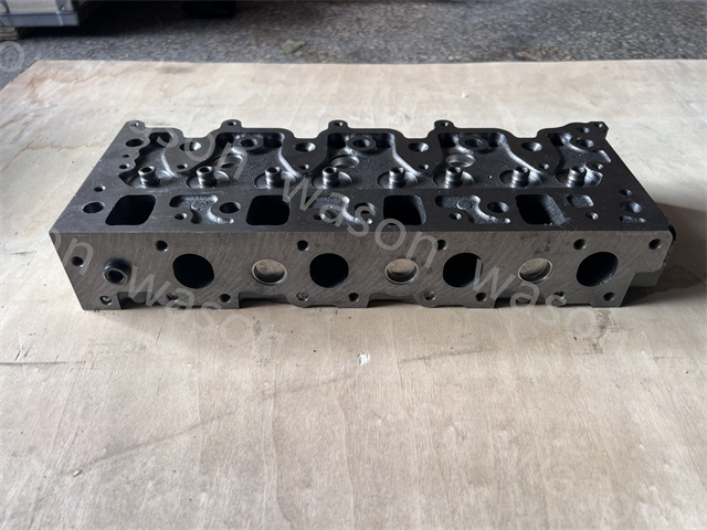 4LB1 Engine Cylinder Head