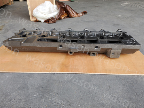 6CT Direct Injection Engine Cylinder Head assembly