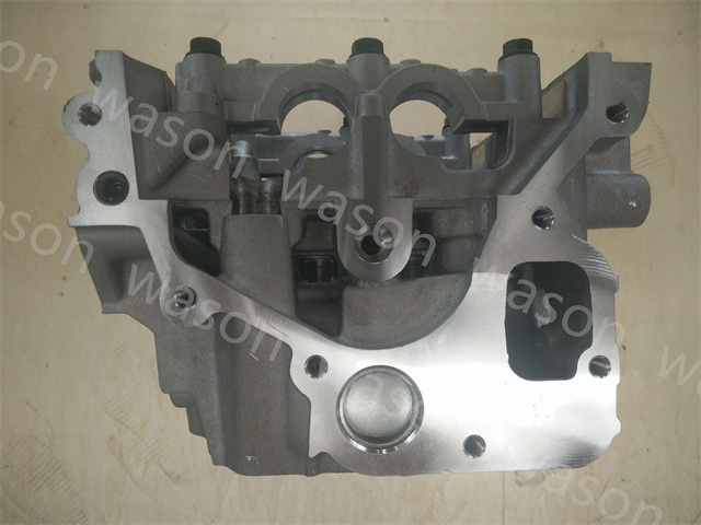 ZD30 908557 Engine Cylinder Head