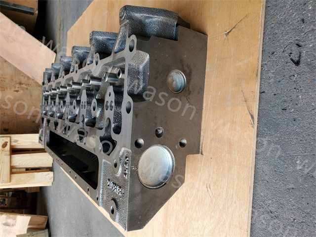 6CT Direct Injection Engine Cylinder Head assembly