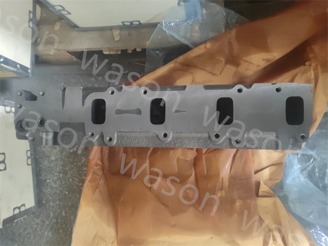 C4.4 Direct Injection Cylinder Head assembly