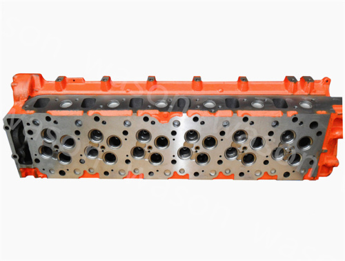 6HK1 ZAX330-3 Electronic Fuel Injection Cylinder Head