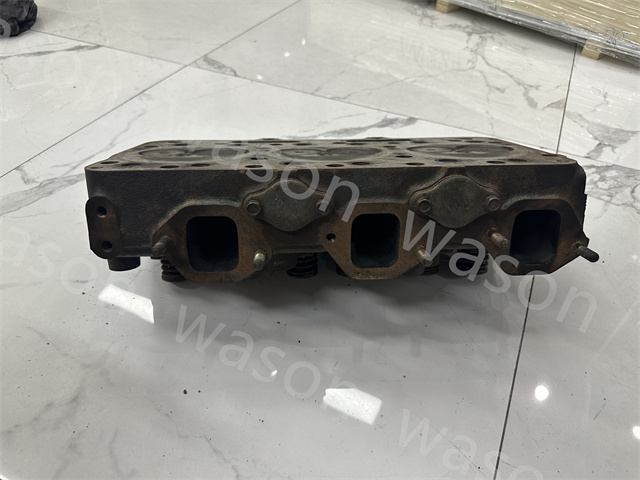 PE6 Cylinder Head