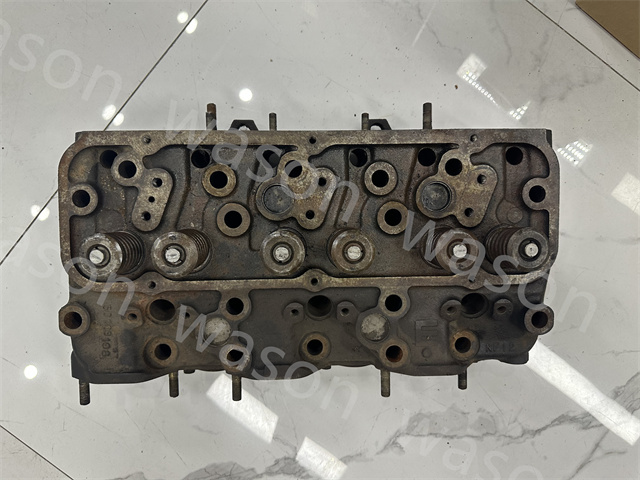 PE6 Cylinder Head