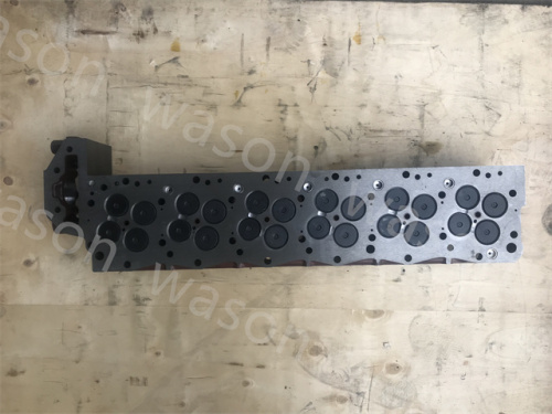 J08 Cylinder Head assembly