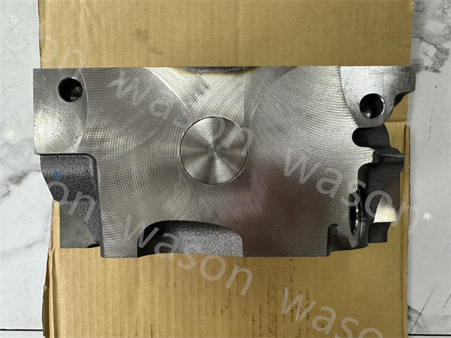 OM457 Cylinder Head