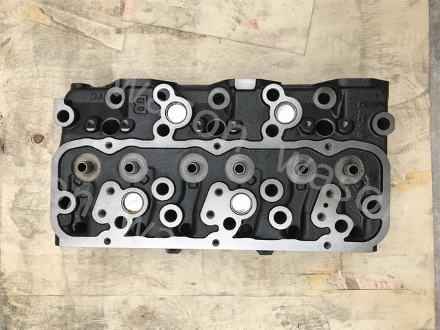 PE6T Cylinder Head