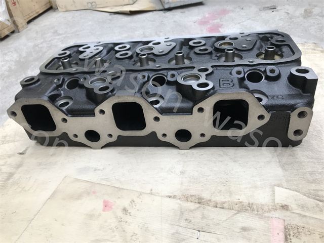 PE6T Cylinder Head