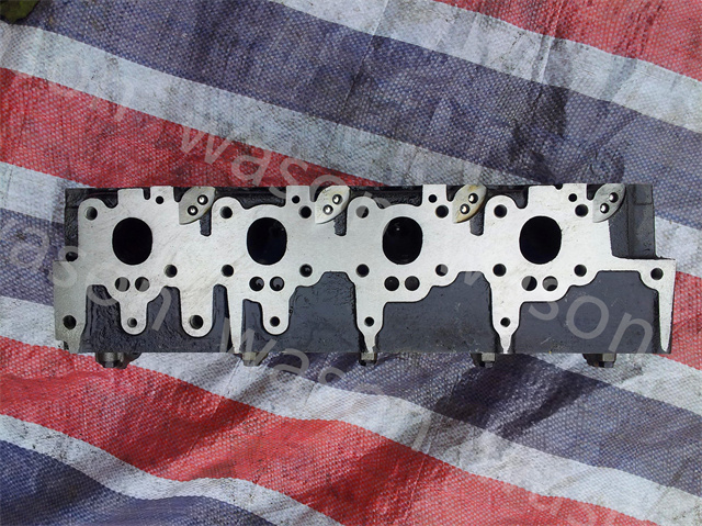 2L2 Cylinder Head assembly