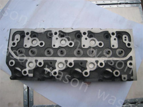 4BA1 Cylinder Head assembly