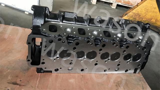 4HF1 Engine Cylinder Head assembly