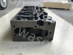 4JG1 Cylinder Head Assembly