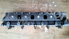 4HE1 Engine Cylinder Head assembly