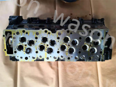 4HL1 Cylinder Head Assembly