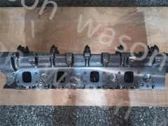 4HF1 Engine Cylinder Head assembly