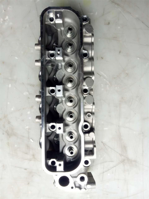 4Y Cylinder Head Assembly