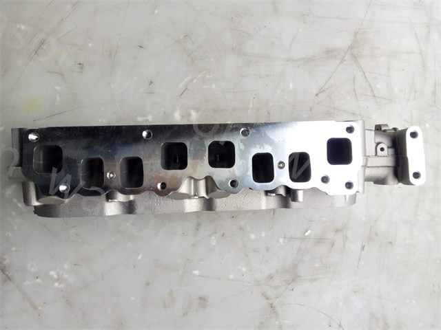 4Y Cylinder Head Assembly