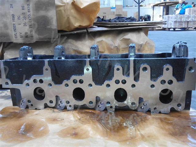 5L Cylinder Head Assembly