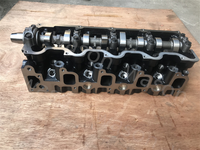 5L Cylinder Head Assembly