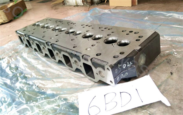 6BD1 6BG1 Cylinder Head Assembly 1-11110600-3 EX200-1