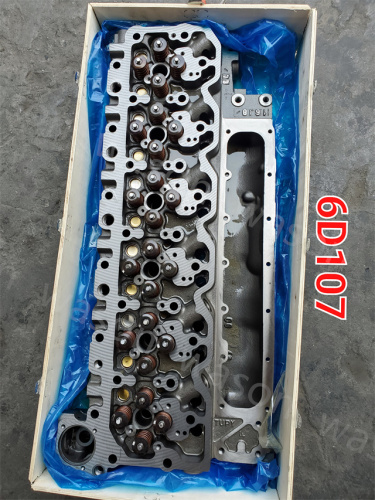 PC200-8 6D107 Cylinder Head 3977225