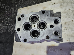 6D170 Cylinder Head