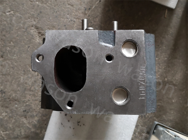6D125 Cylinder Head 6151-11-1102/6151-12-110 PC400-5/6