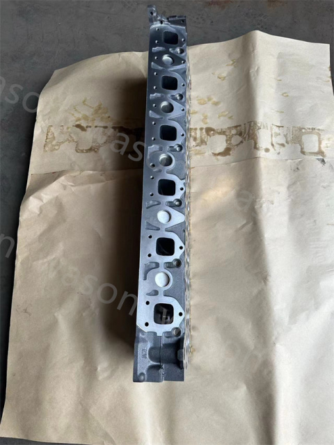 6WG1 Cylinder Head Assembly