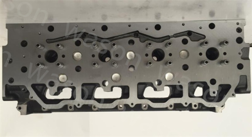 7W225-3408B Cylinder Head Assembly